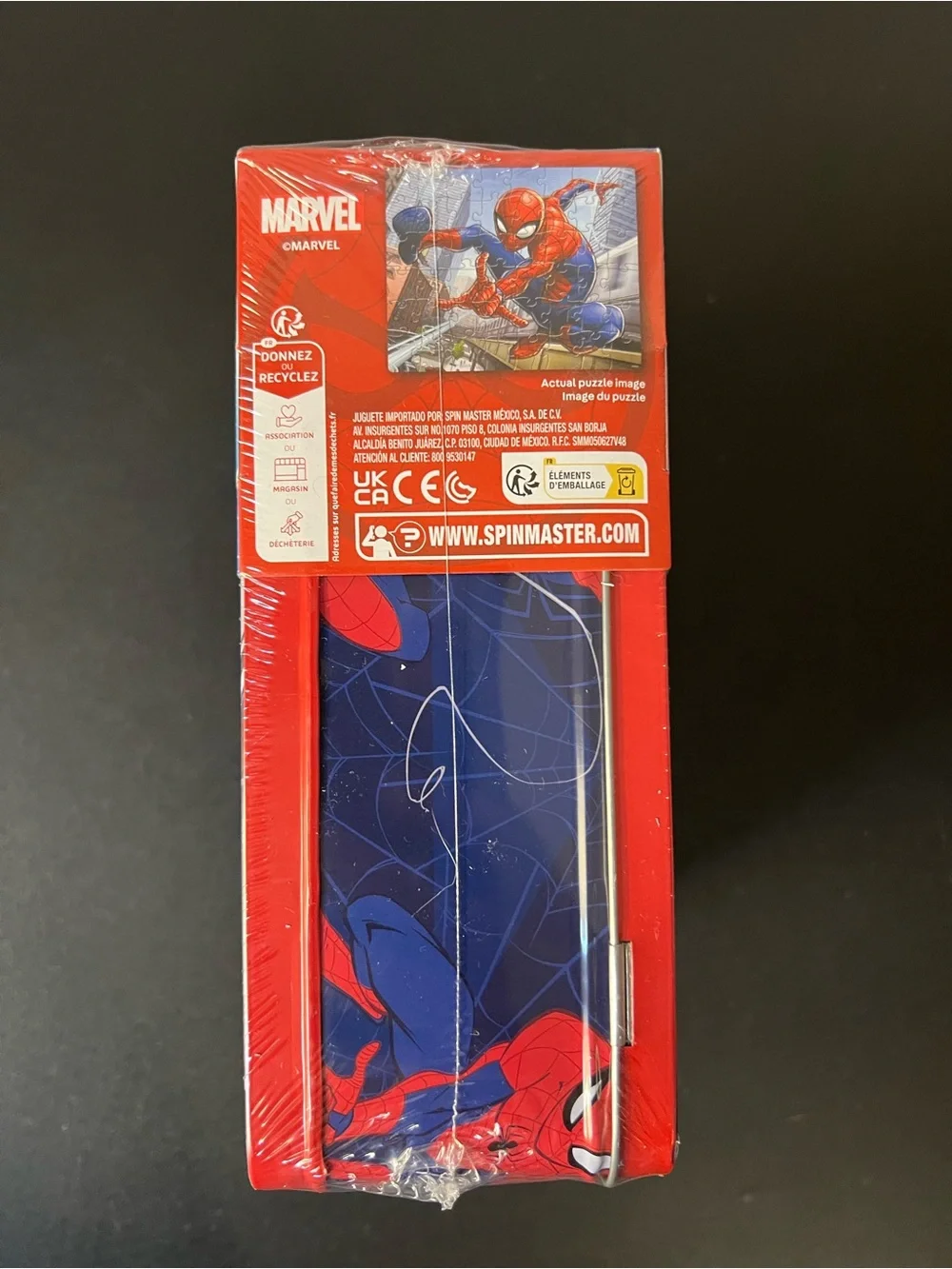 Marvel Spiderman 48 Piece Puzzle in Tin Lunchbox New Sealed